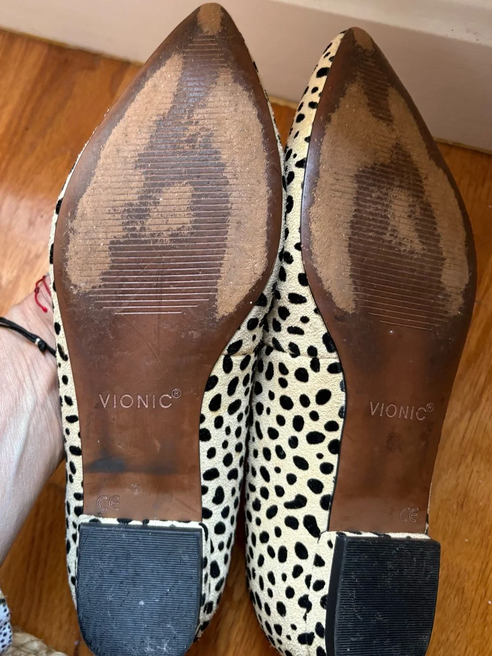 Vionic Lena Spot Calf Hair Pointed Toe Ballet Flats Animal Print Comfort 6 $148 - Picture 6 of 10